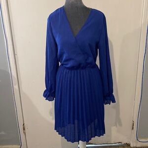 Cute long sleeve dress